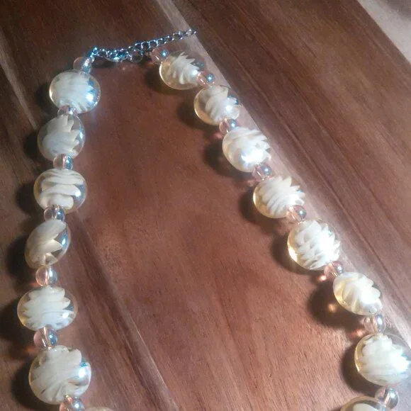 Champagne Color Murano Glass Beaded Silvertone Brass Necklace (20 to 22 Inch) - Picture 2 of 15